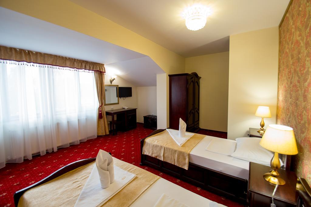 Pensiunea Oscar Focşani Habitación foto